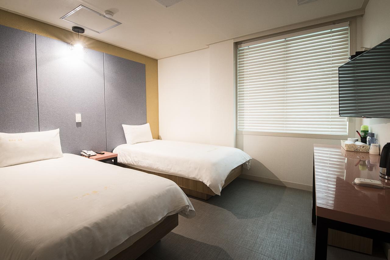 ג'גו Champion Hotel מראה חיצוני תמונה
