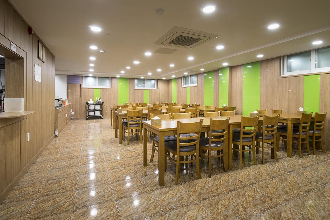 ג'גו Champion Hotel מראה חיצוני תמונה